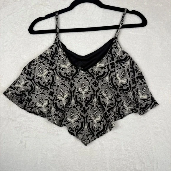 Boho Paisley Handkerchief Hem Cami Top Black White Flowy Size Small - Picture 3 of 4